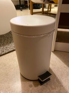 （分類：）位於 。 由 thereallebbit 提交（商品編號 1182048777，圖片 1）。簡介： 。