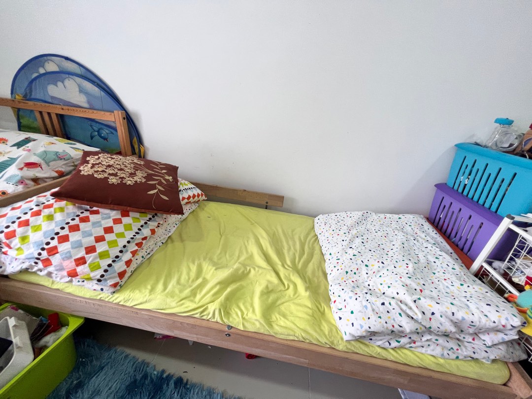 IKEA SNIGLAR kids bed, SULTAN base & UNDERLIG mattress for Junior Bed