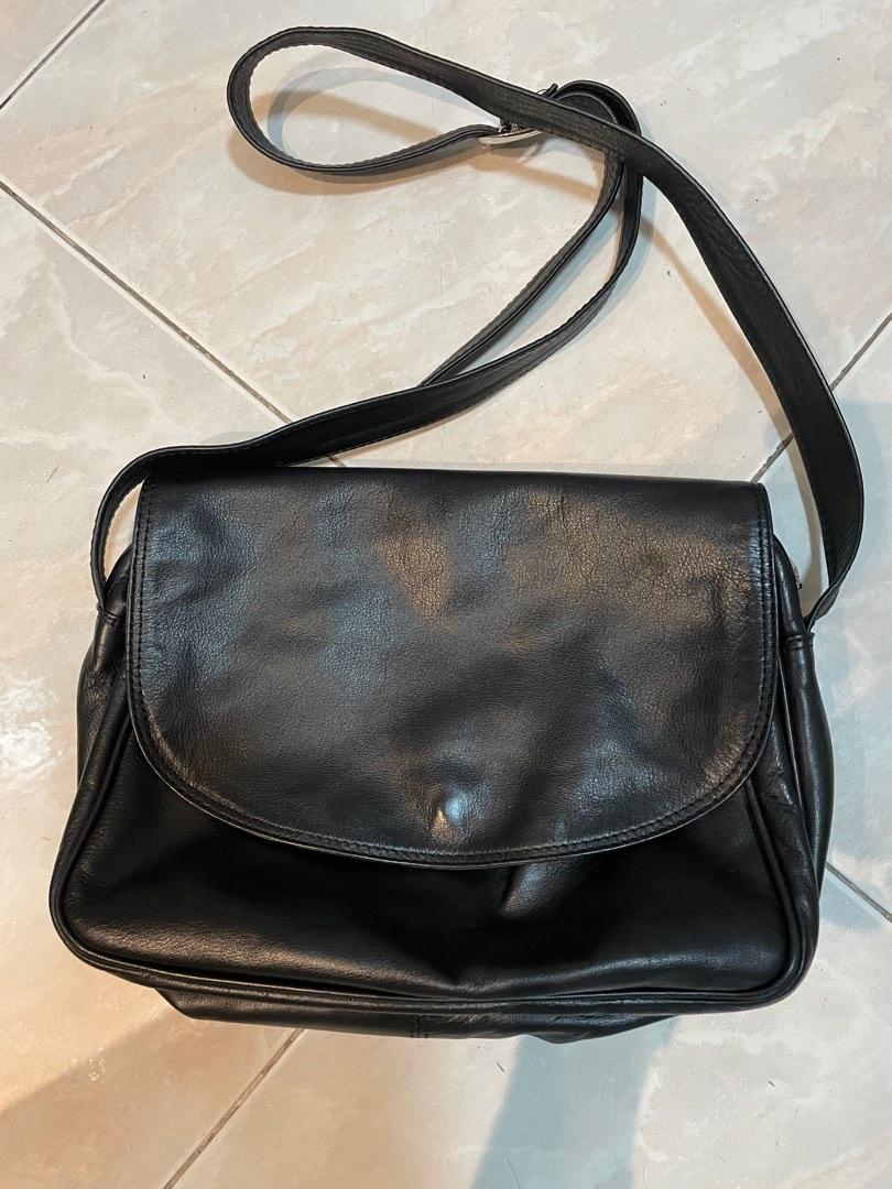 Leather bag from Florence Italy (Category: Purses & Pouches) located in Quezon City. Submitted by tippyplata (Listing ID 1181922916, Image 1). Description: .