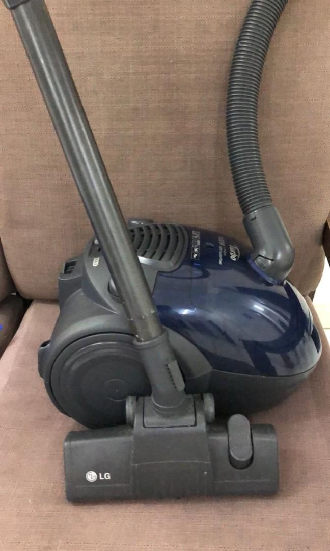 LG Vacuum cleaner, TV & Home Appliances, Vacuum Cleaner & Housekeeping