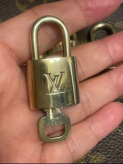 （分類：）位於 。 由 no1yyong 提交（商品編號 1111011199，圖片 1）。簡介： 。