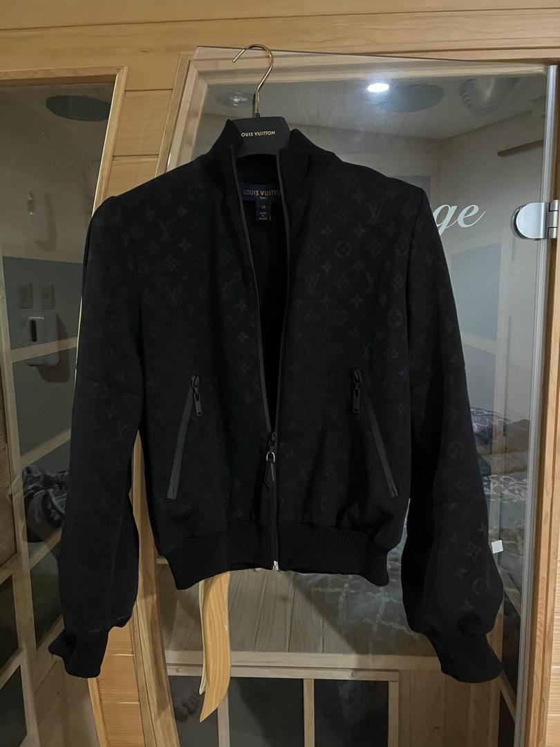 ⚜️SS20 Louis Vuitton Gradient Jacket, Luxury, Apparel on Carousell