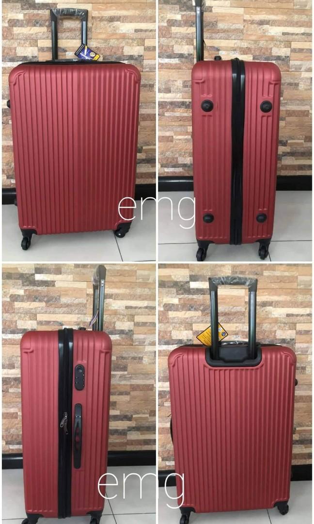 Luggage double coil zipper, Hobbies & Toys, Travel, Luggage on Carousell