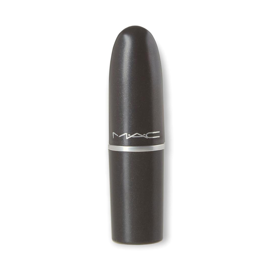 MAC Matte Lipstick (Velvet Teddy) (Category: Makeup) located in Quezon City. Submitted by gemaenterprises (Listing ID 1182020039, Image 2). Description: • MAC Lipstick is available in various hues and high-fashion textures. • It is the iconic product that made MAC famous. • The Matte finish is pigment-rich, delivering intense color payoff and a no-shine, all-matte finish. • The package dimension of the product is 4"L x 5"W x 4"H • Skin type: Comb