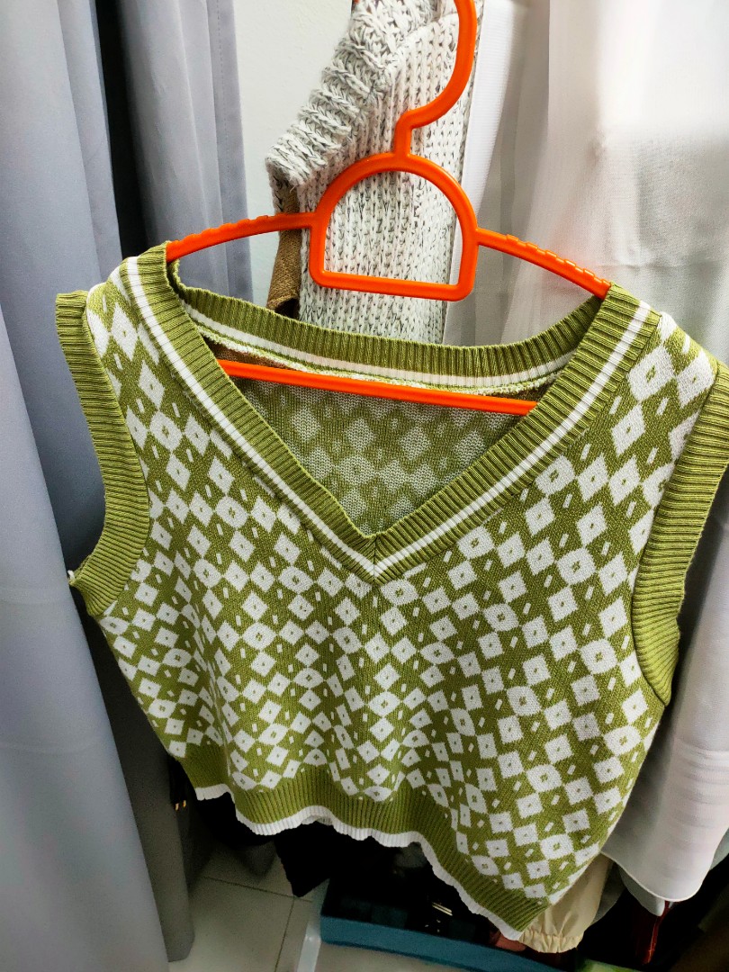 Matcha Vest, Women's Fashion, Tops, Shirts on Carousell