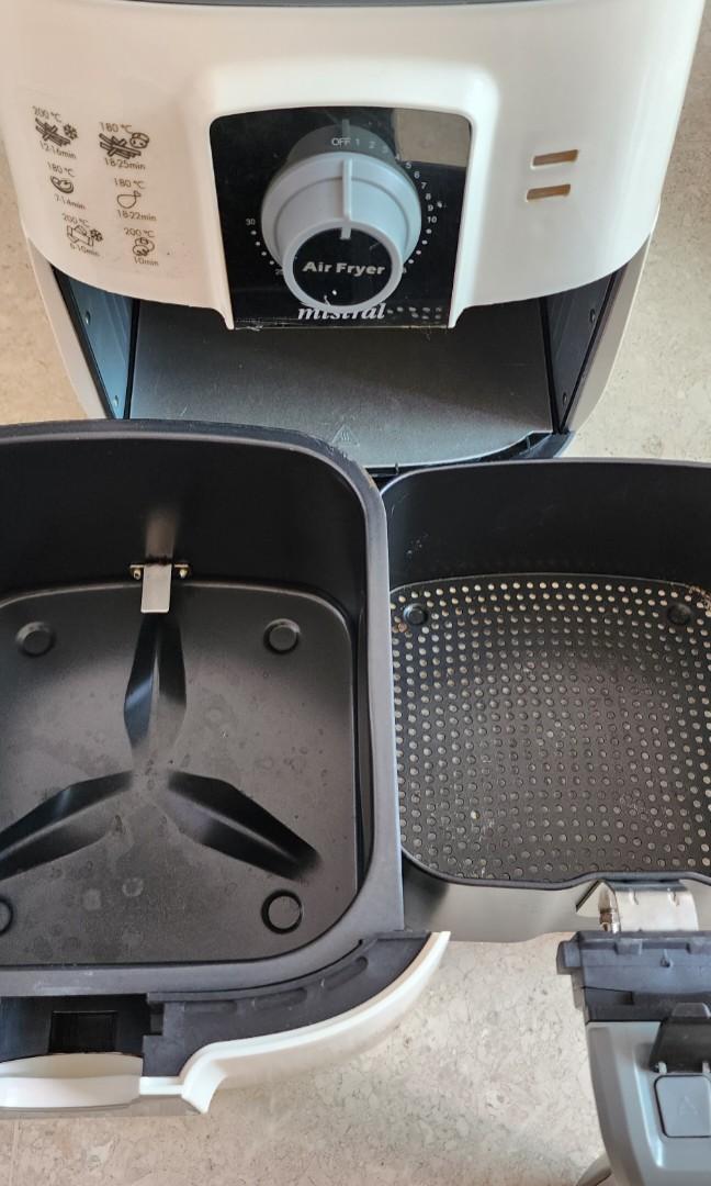 Mistral air fryer, TV & Home Appliances, Kitchen Appliances, Fryers on