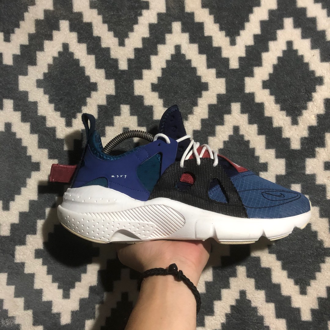 nike huarache similar