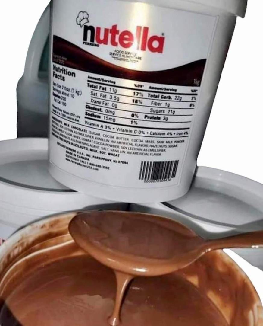 Nutella Ferrero Spread from Canada (Category: Other Food & Drinks) located in Paranaque City. Submitted by musttryshop_08 (Listing ID 1181989199, Image 2). Description: Most Requested! 💛 New stocks will arrive on Wednesday (Aug 31). Reserve yours now! Restock Alert! Batch 5 ✨Trending NUTELLA FERRERO Food Service imported from Canada 1kg per tub Price: Php 350 (Expiry date: Dec 2023) Pls see pictures for product ✨Kitkat (41.5 grams) 10pcs per pac