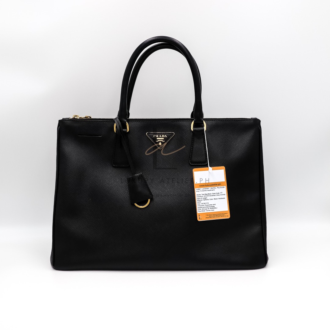 Prada Saffiano Tote Bag Black, Luxury, Bags & Wallets on Carousell