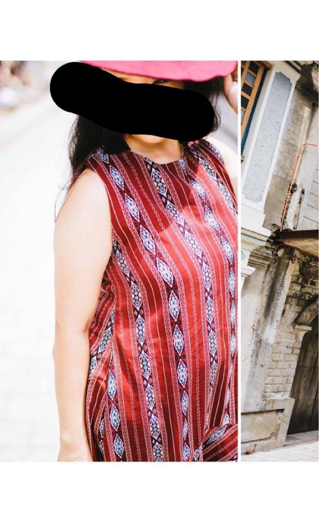 Pre-loved Vintage Style Dress (Category: Dresses) located in Quezon City. Submitted by mae_payitforward (Listing ID 1182084597, Image 3). Description: As is where is Maroon-based color Okay for photo op Vintage style .