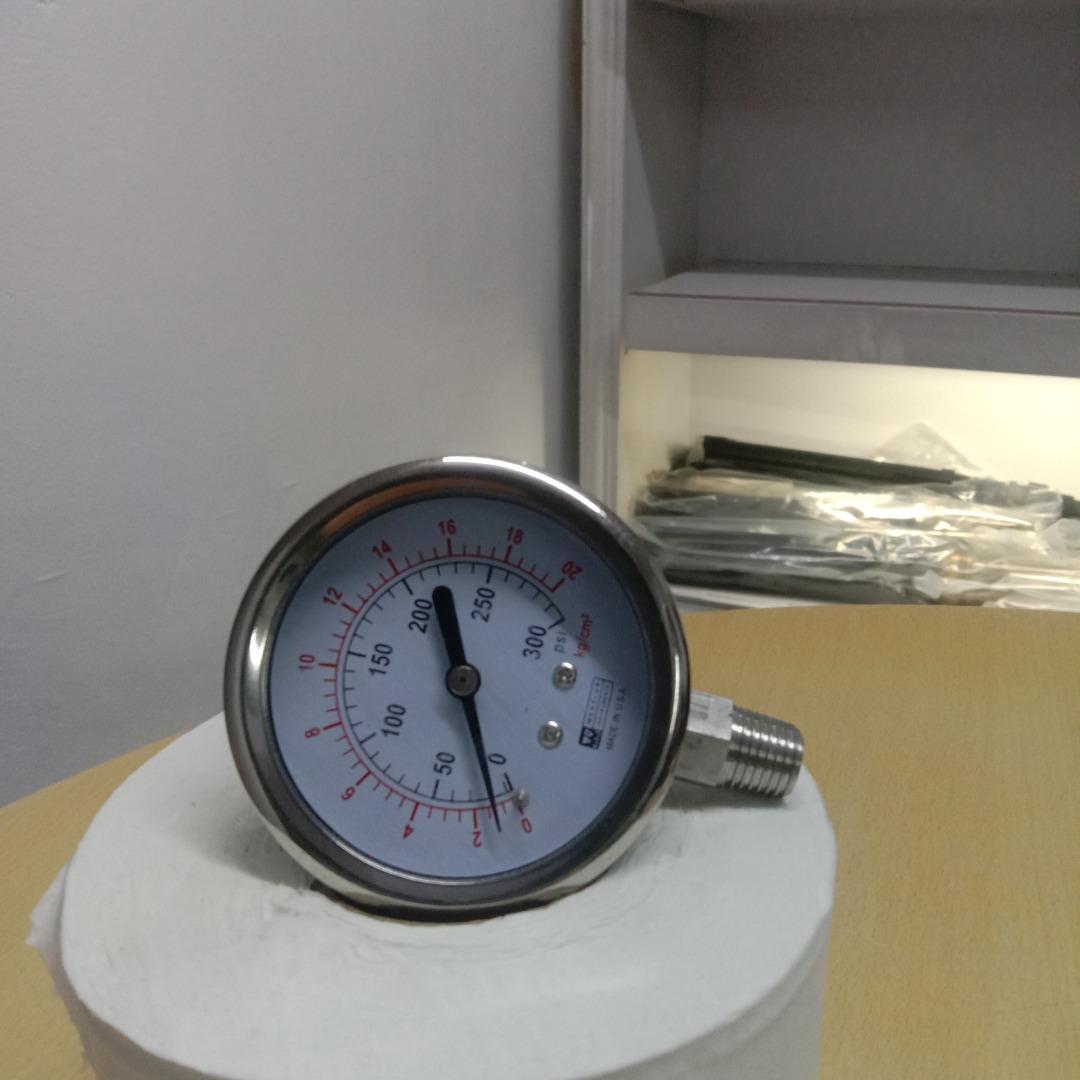 Pressure Gauge, WEKSLER 0 to 300 PSI with ISO 17025 Accredited Calibration Certificate