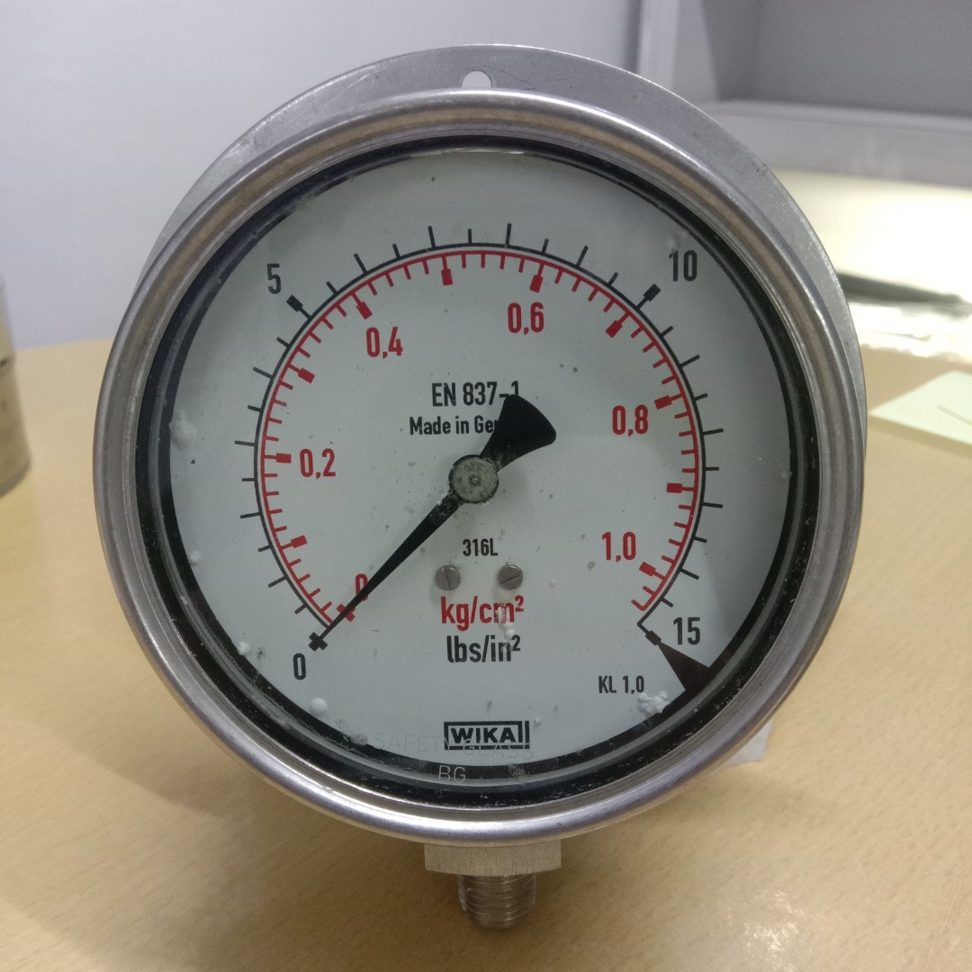 Pressure Gauge WIKA 0 to 15 PSI with ISO Accredited Calibration
