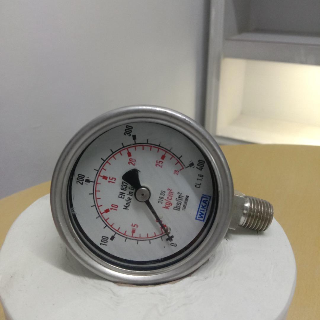 Pressure Gauge, WIKA 0 to 400 LBS with ISO 17025 Accredited Calibration