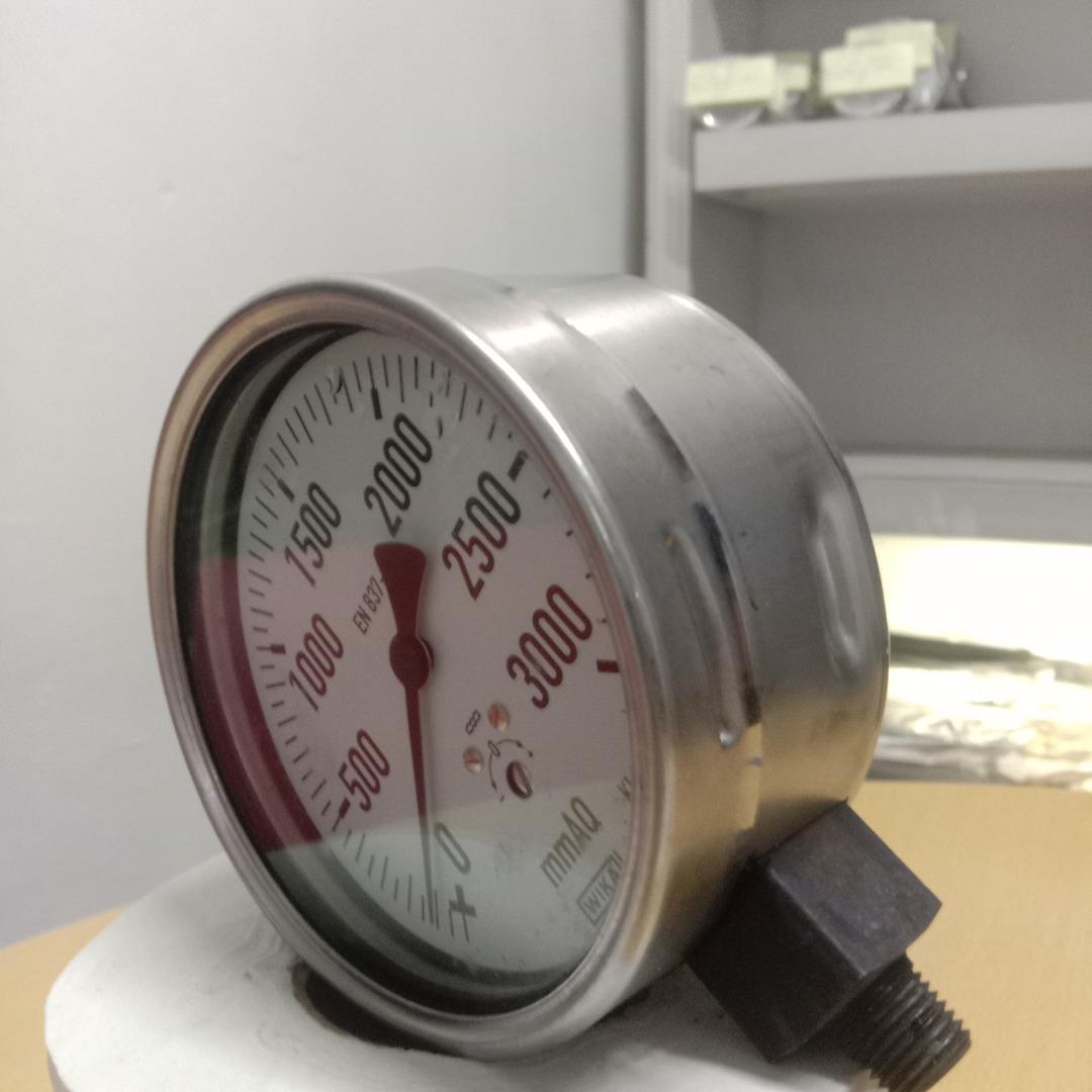 Pressure Gauge, WIKA o to 300 MMQ with ISO 17025 Accredited Calibration