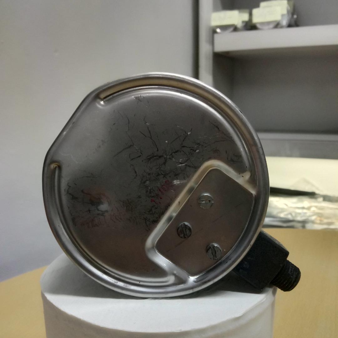 Pressure Gauge, WIKA o to 300 MMQ with ISO 17025 Accredited Calibration