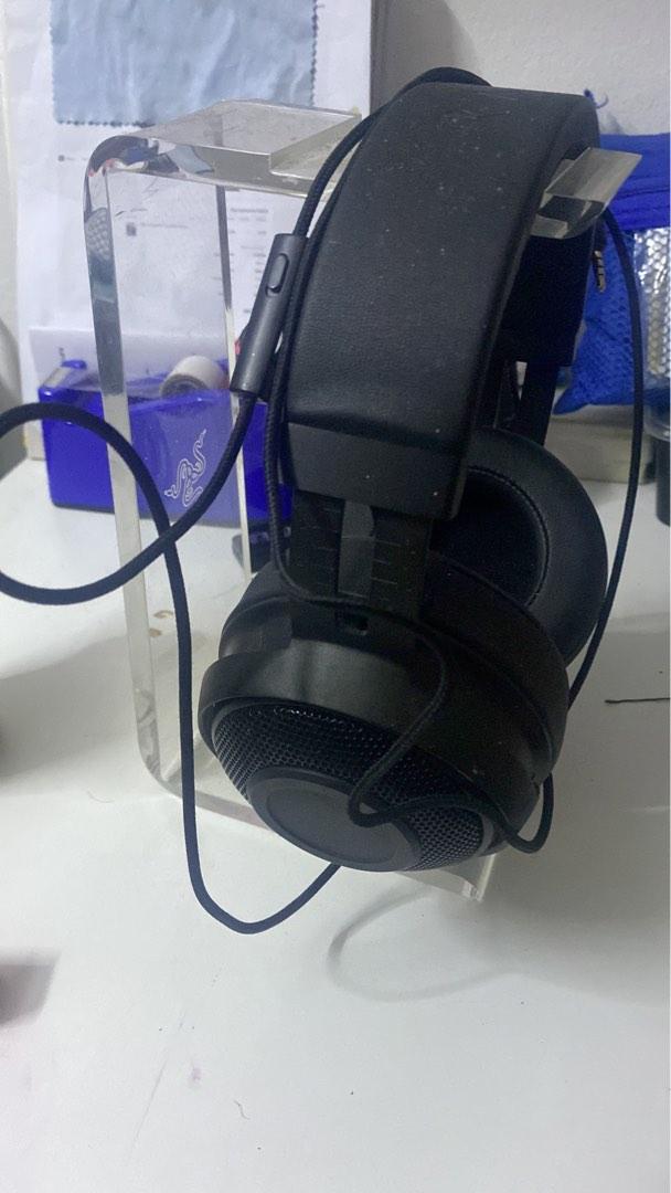 Razer headphone + stand, Audio, Headphones & Headsets on Carousell