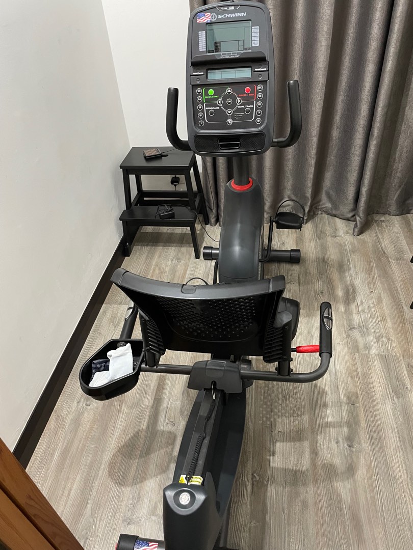 Schwin recumbents Bike, Sports Equipment, Exercise & Fitness, Cardio