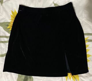 (Category: ) located in . Submitted by Aisell (Listing ID 1181945767, Image 1). Description: .