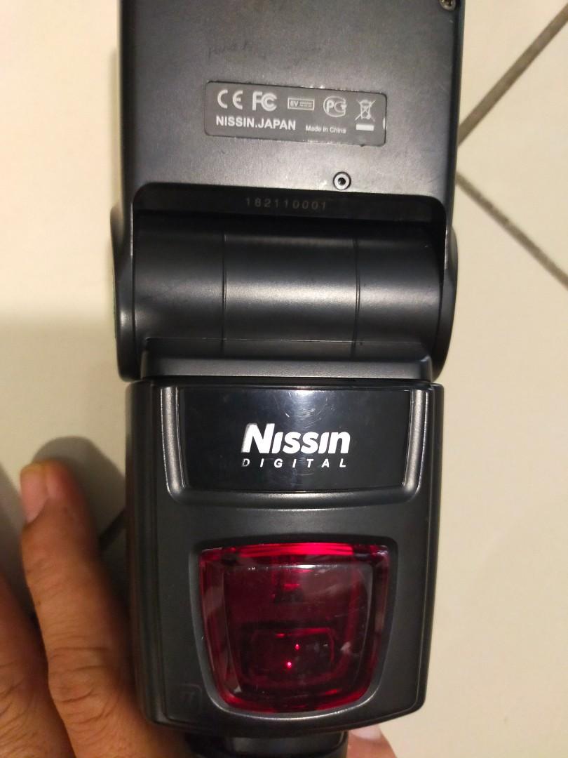 Sony A580 body+3 lens, Photography, Cameras on Carousell