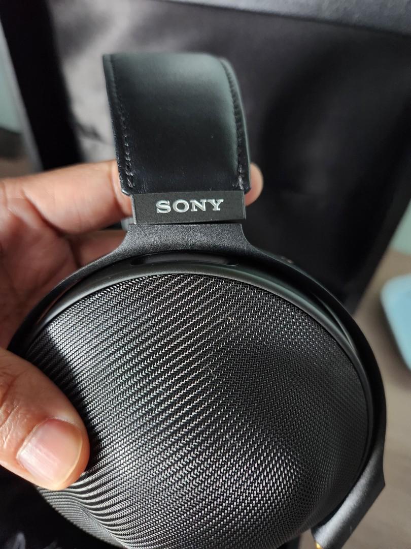 Sony MDR-Z1R High-Res headphones, Audio, Headphones & Headsets on Carousell
