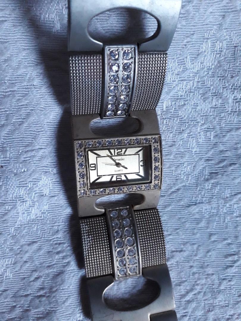 Versales quartz watch discount