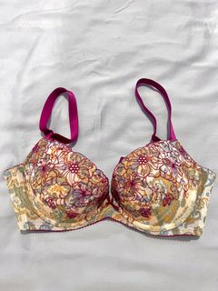 (Category: ) located in . Submitted by ttcaroul2 (Listing ID 1182036703, Image 1). Description: .