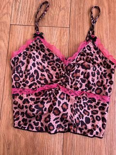 (Category: ) located in . Submitted by thriftly (Listing ID 1182106394, Image 1). Description: .