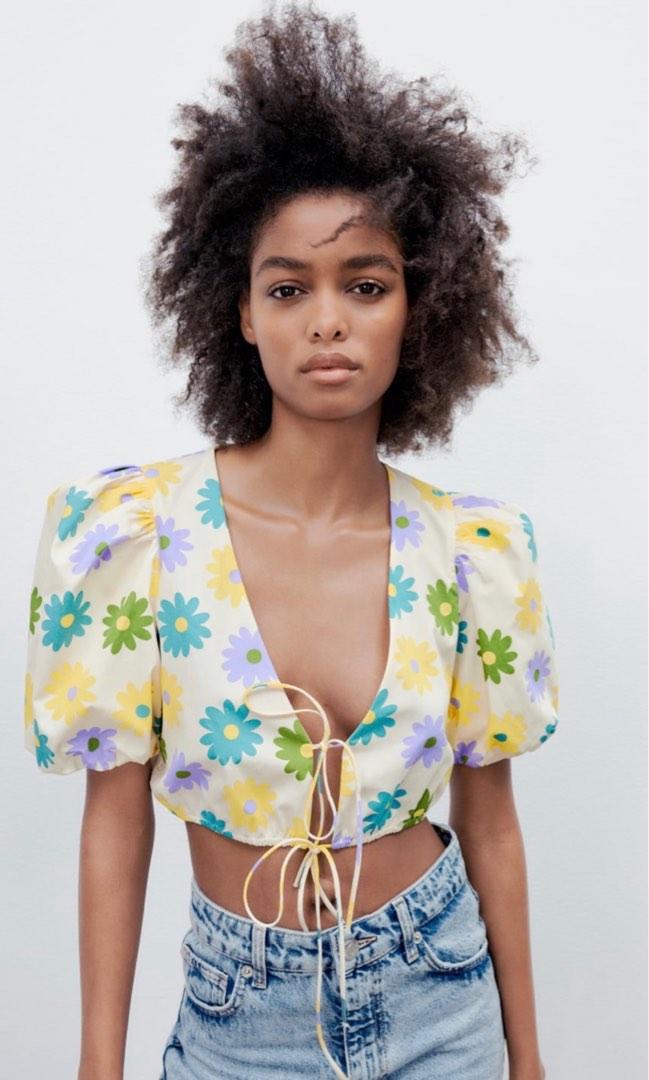 ZARAFloral Poplin Top, Women's Fashion, Tops, Blouses on Carousell
