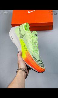 Zoomx running shoe