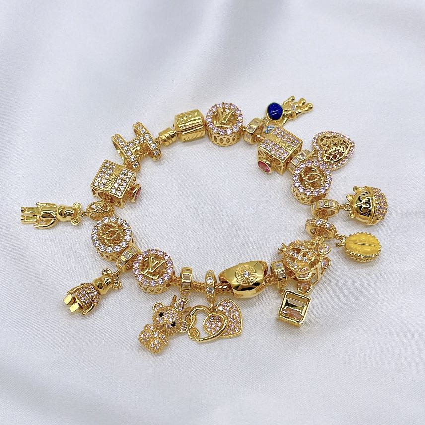 All gold hotsell pandora bracelet