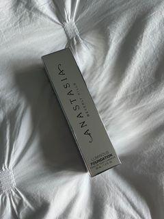 Anastasia Luminous Foundation 110C