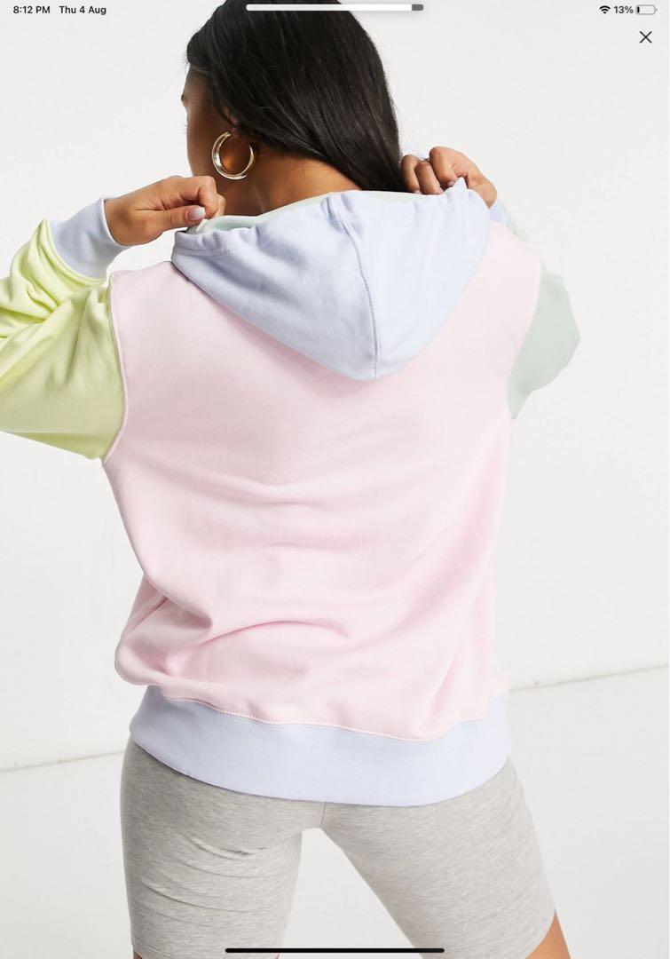 Pastel best sale nike sweatsuit