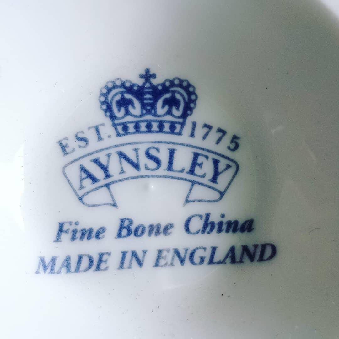 AYNSLEY (ENGLAND) (Category: Coffee & Tea Tableware) located in Ocampo. Submitted by dtpolo_shop (Listing ID 1176510726, Image 3). Description: (Swipe left for more photo) AYNSLEY ENGLAND Designers cup and saucer 3880 duo (unused) #aynsley #england #narumijapan #narumihelios #mimimatsudaart #meitojapan #richardginori #hutschenreuthergermany #tsujimototoki #nagoyaceramic #nrcstudiojapan #hoyajapan #richardginori #cupandsaucer #breakfastcup #momoya