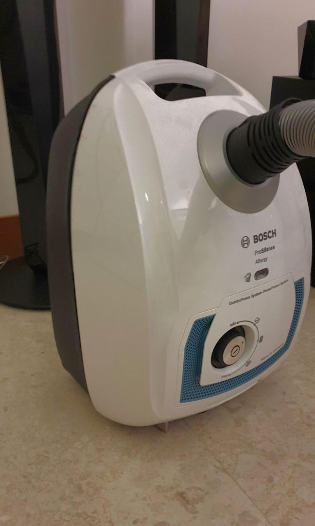 Bosch GL40 vacuum with Hepa filter, TV & Home Appliances, Vacuum