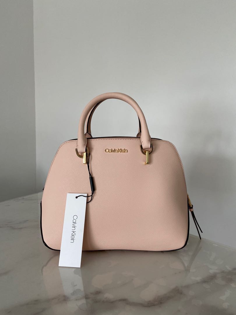 Calvin Klein Saffiano bag, Women's Fashion, Bags & Wallets, Cross-body Bags  on Carousell