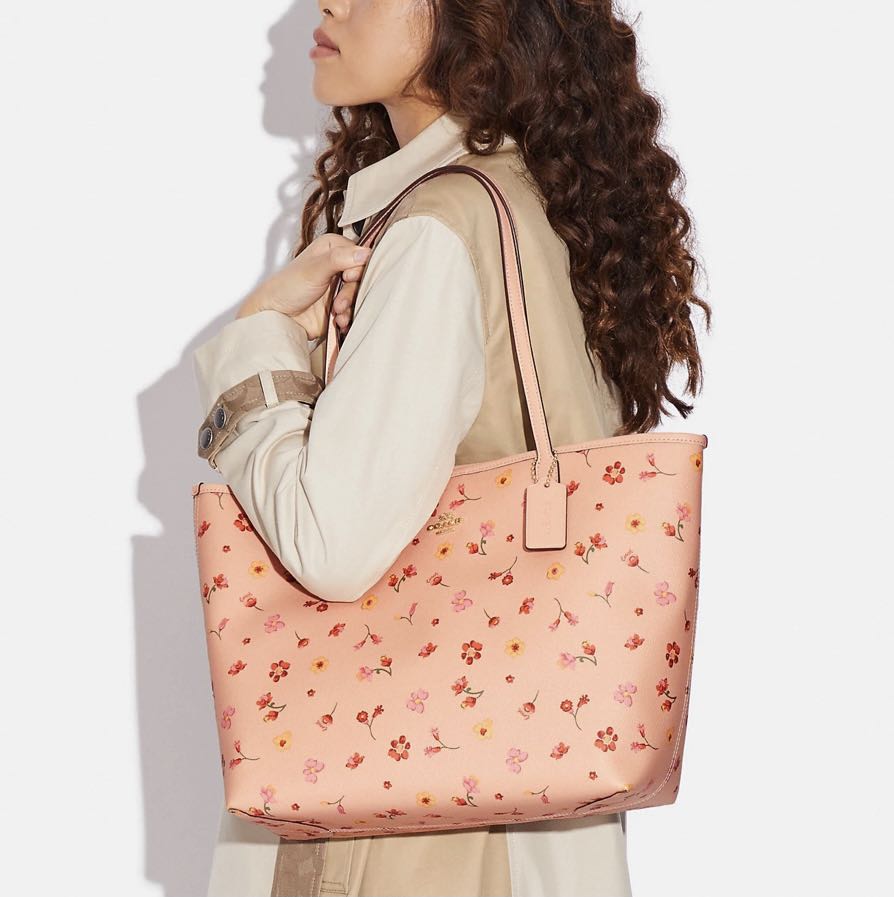 Coach tote floral clearance