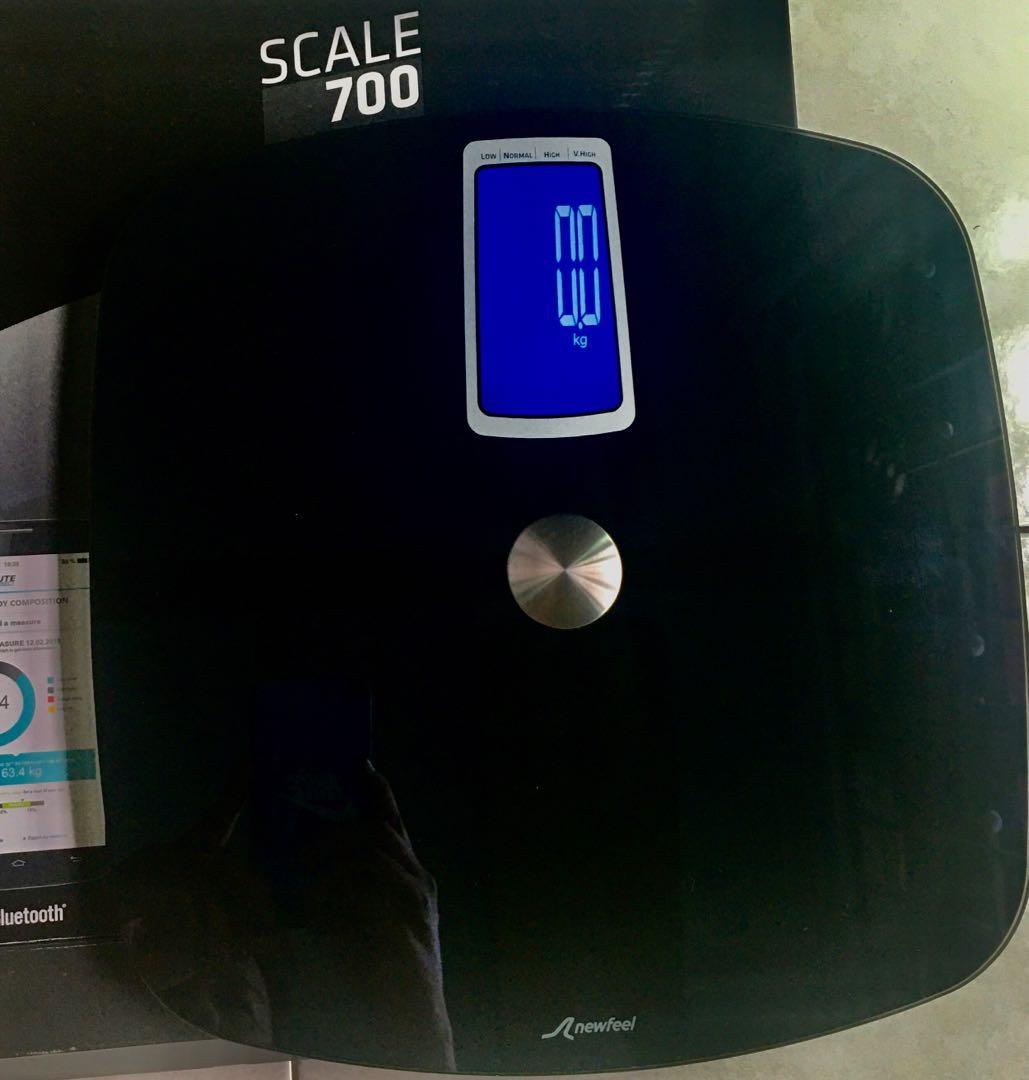Decathlon Weigh Scale 700 Bluetooth, Health & Nutrition, Health