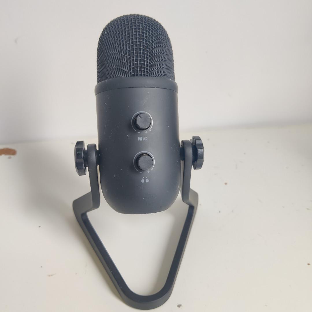 https://media.karousell.com/media/photos/products/2022/8/4/fifine_usb_podcast_microphone__1659593248_cdd997ac_progressive