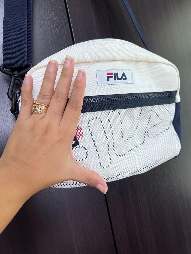 Fila Sling bag (Category: Sling Bags) located in Antipolo. Submitted by d3lbart (Listing ID 1176511046, Image 2). Description: .