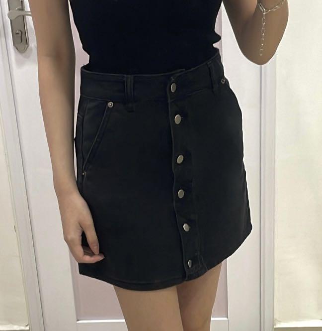 Forever 21 Button Front Black Denim skirt Women s Fashion