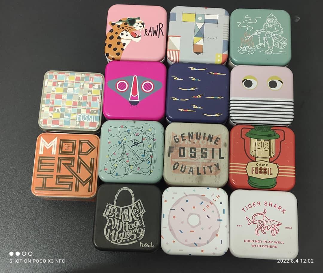 FOSSIL tin box collection Hobbies Toys Collectibles