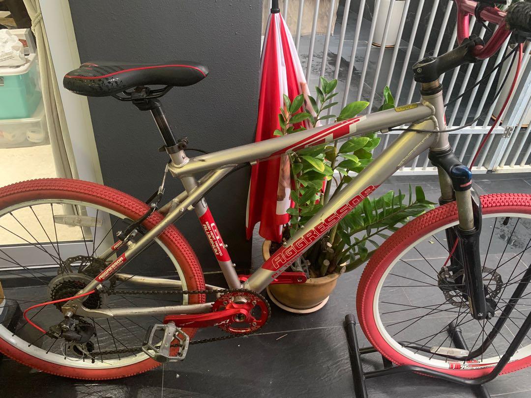 women's gt aggressor mountain bike