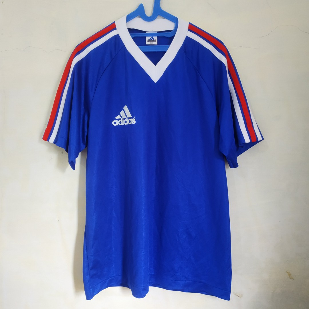 Jersey Adidas Vintage, Fesyen Pria, Pakaian , Atasan di Carousell