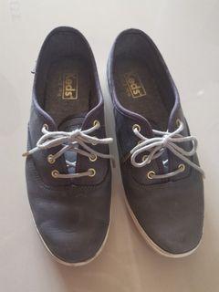 Keds 質感真皮鐵灰休閒鞋