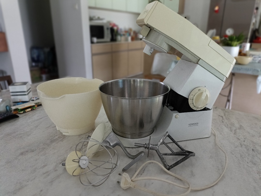 Kenwood Chef stand mixer (vintage), TV & Home Appliances, Kitchen