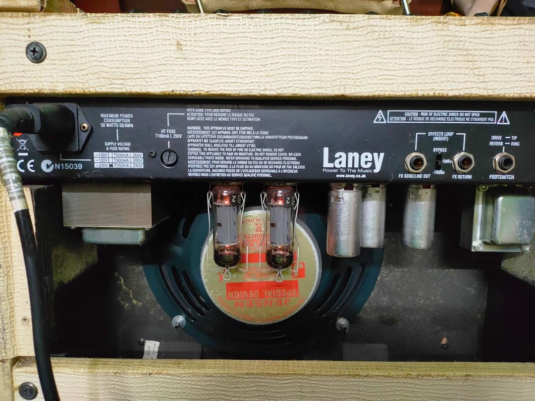 Laney VC15110 Old English White(limited edition) guitar amp, Hobbies
