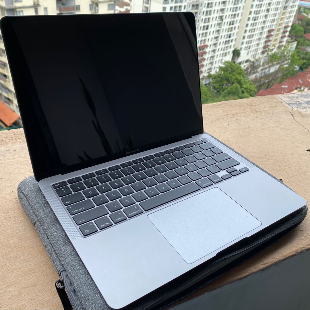 Macbook Air M1 2022 Full Wrap + Apple Protection till 2025, Computers
