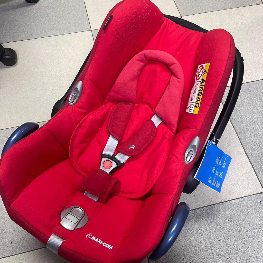Maxi Cosi Cabriofix Baby Carrier Vivid Red
