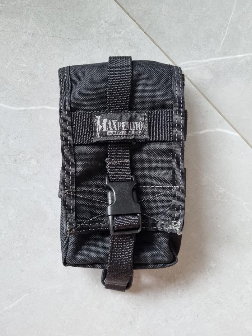 Maxpedition molle pouches top
