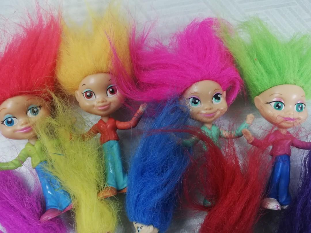 Mcdonald's Trollz Happy Meal (Category: Character Goods) located in Antipolo. Submitted by yonitski (Listing ID 1176492004, Image 3). Description: Take all for 600 Expect some defects.